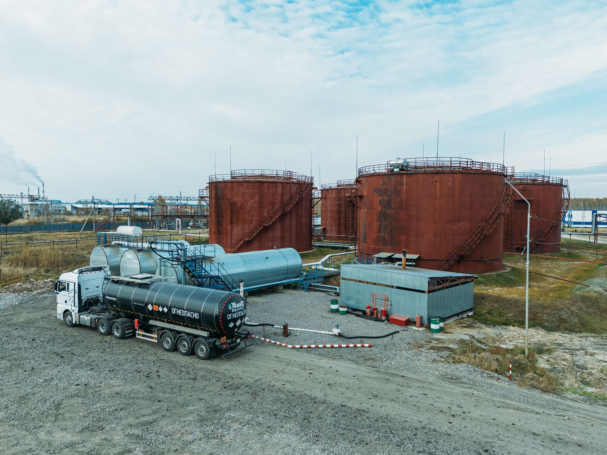 Хранение нефтепродуктов - VikOil Петропавловск, нефтебаза СКО, услуги хранения и доставки нефтепродуктов по Казахстану